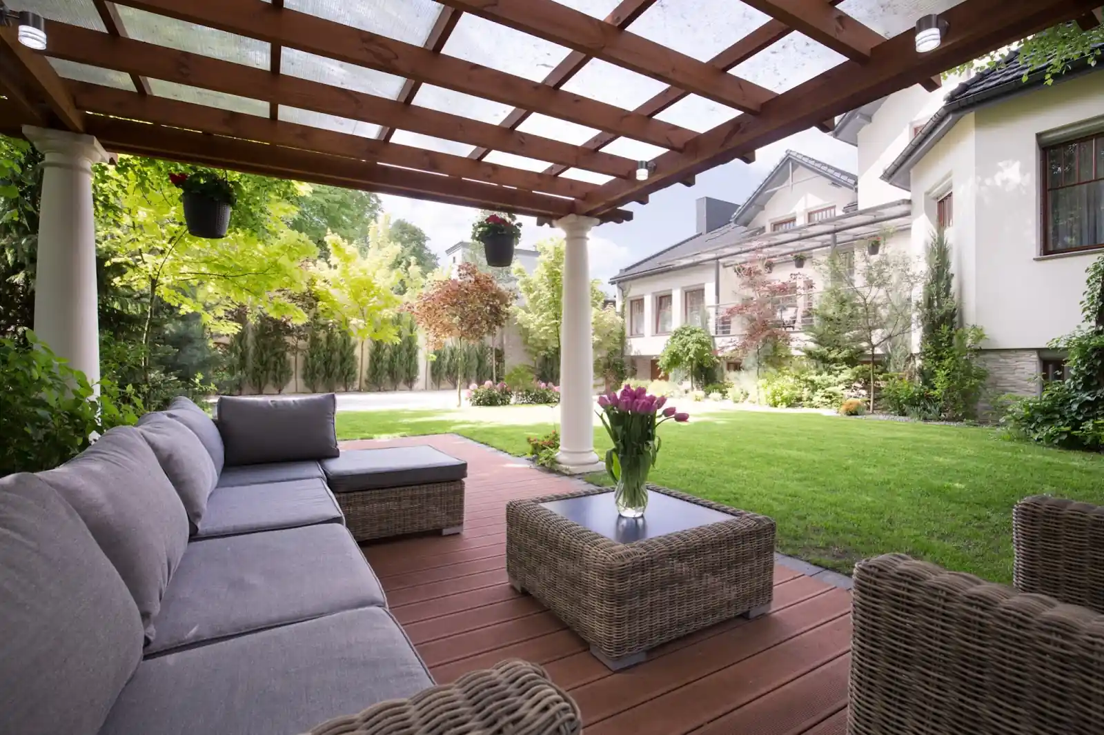 Boosting Property Value The Role of Tech in Modern Outdoor Living Spaces